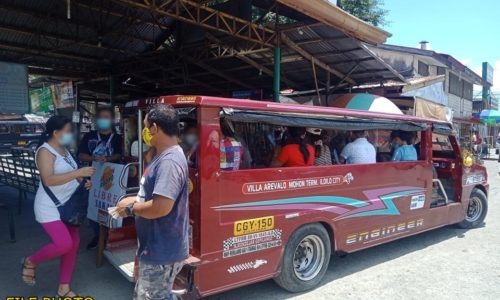 Mga traditional jeepneys, himuon na lang nga private vehicle ukon ipa-scrap sa pagpatuman sang PUV modernization — LTFRB