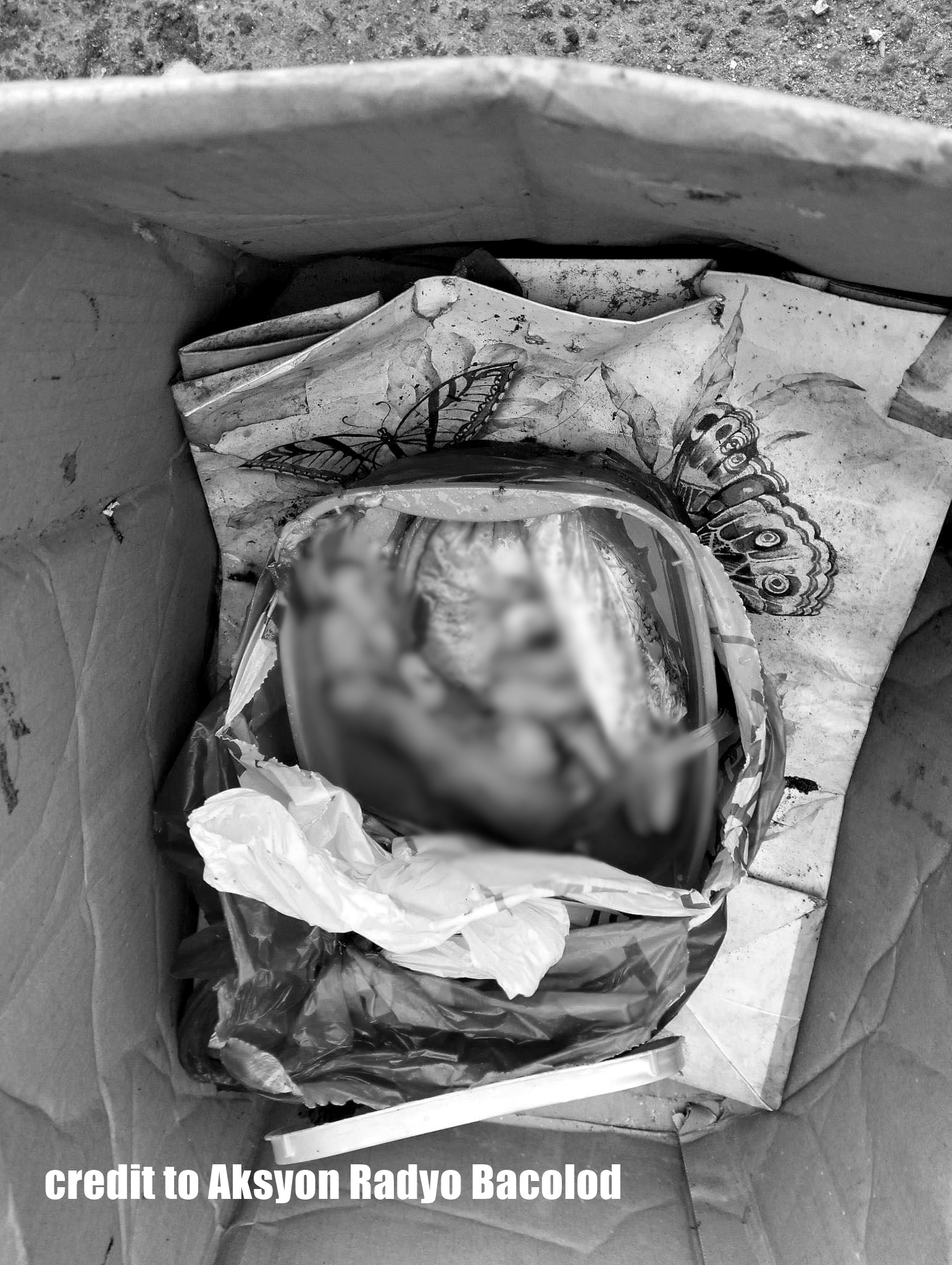 2 ka utod nga kamot nga may langka, batwan kag sabaw nakita sa suludlan sang ice cream sa dumpsite sa Bacolod City