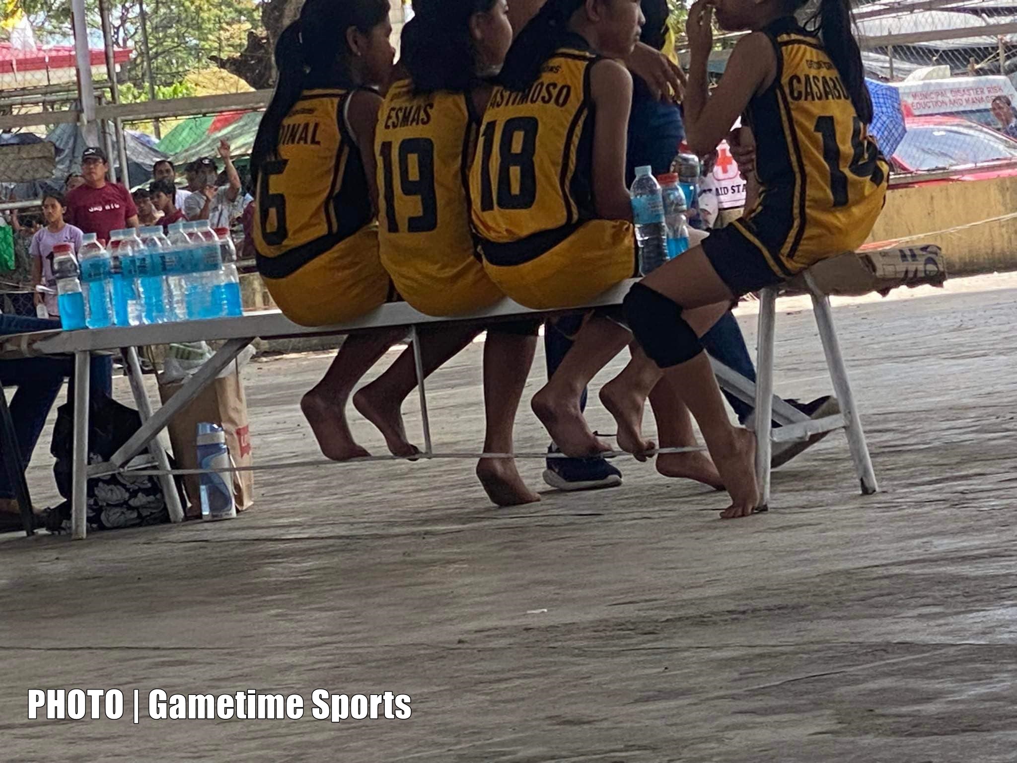 Volleyball team nga taga-Calinog nag-kampeon sa Division of Iloilo Sports Council Meet 2023 bisan nakatini-il sa ila hampang