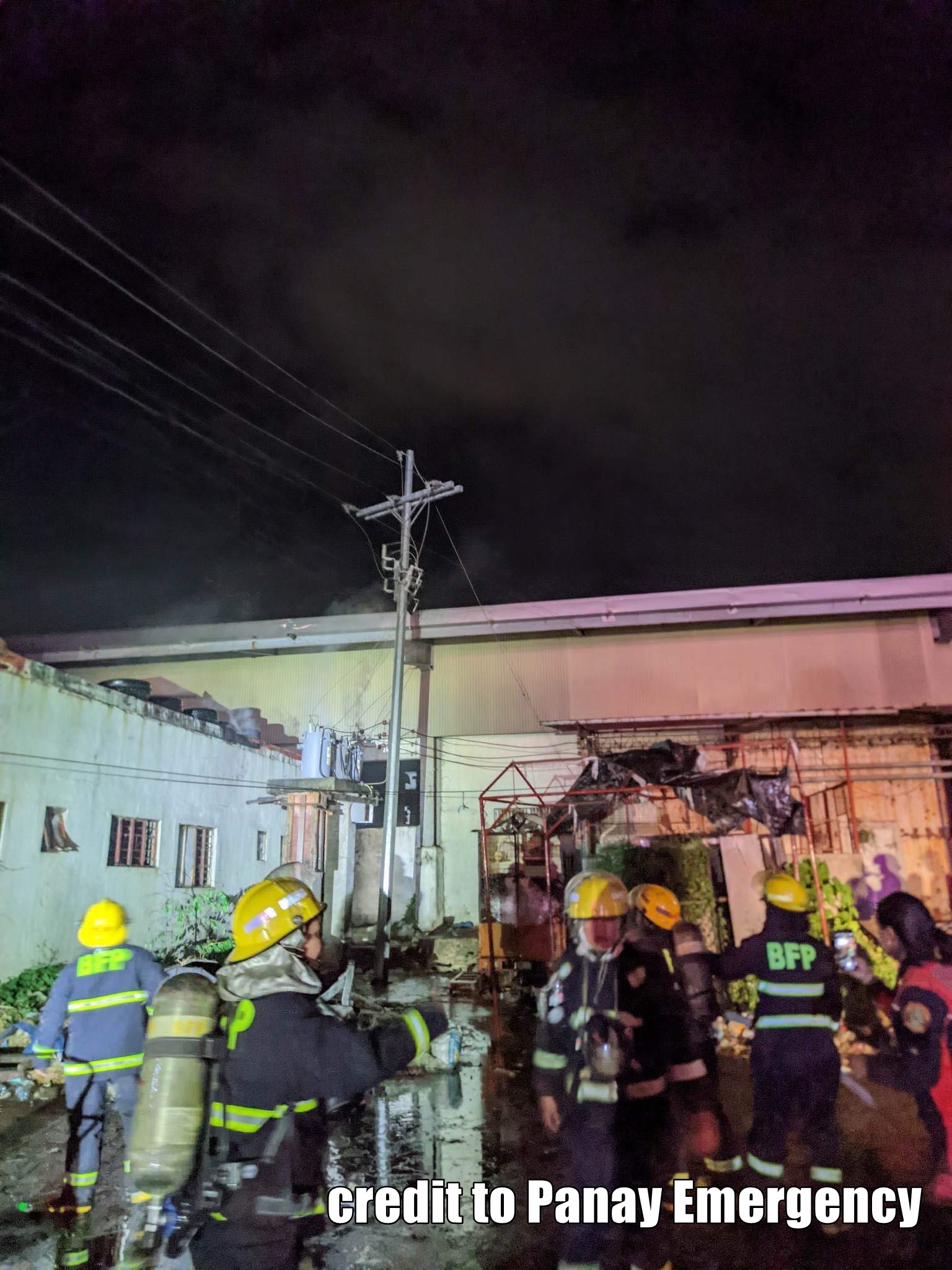 Bodega sang Iloilo Fishing Port nasunog