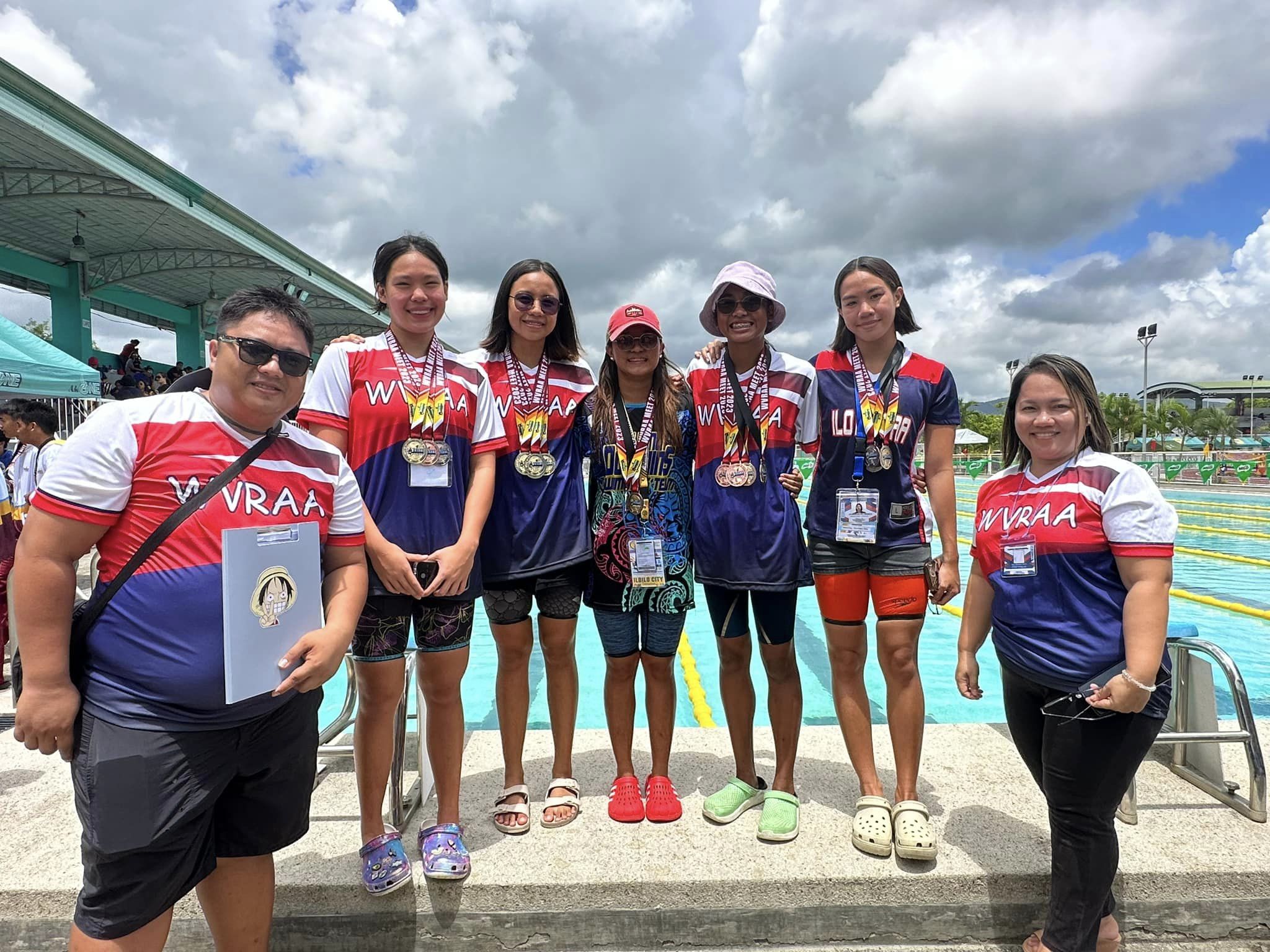 Swimming team sang Iloilo sa Secondary Boys, Girls nakakuha sang 15 ka gold medals sa WVRAA Meet 2023