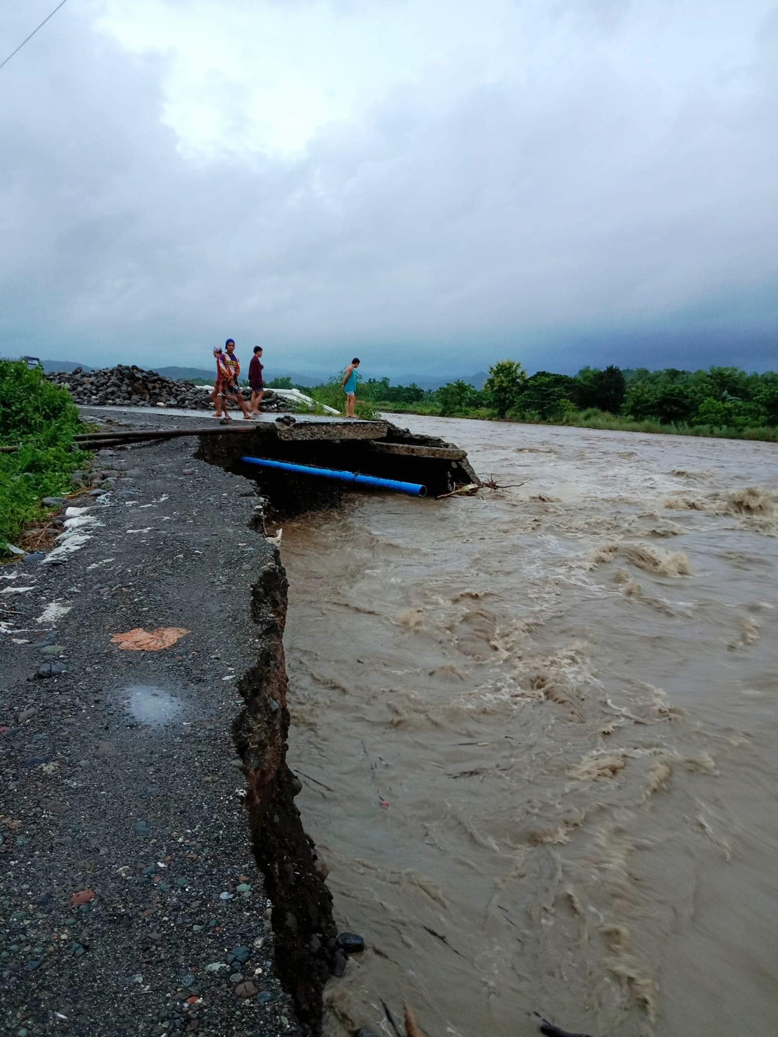 9 ka banwa sa Antique apektado sang baha kag landslide tungod sang enhanced Habagat