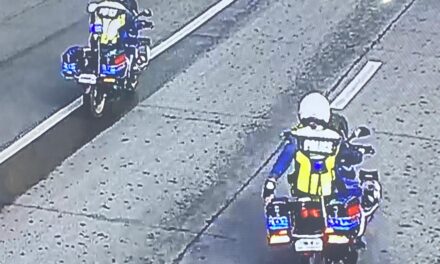 Van nga gin-escortan ang duha ka pulis nga gulpi  nagpadulog sa mga nagalabay sa traffic lights sa San Rafael, Mandurriao, wala sakay nga VIP