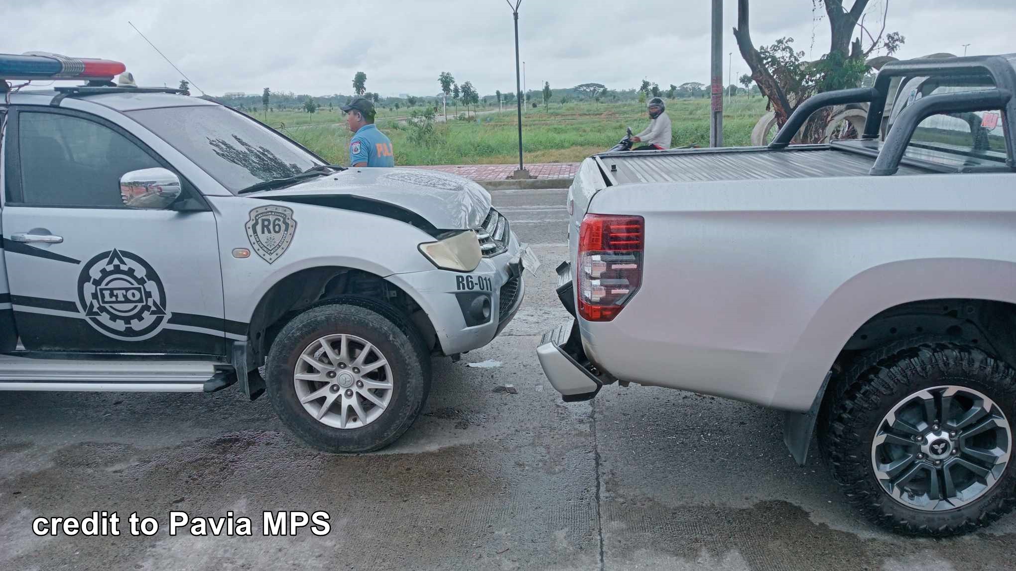Salakyan sang LTO nakabunggo sa pribado nga salakyan sa Pavia