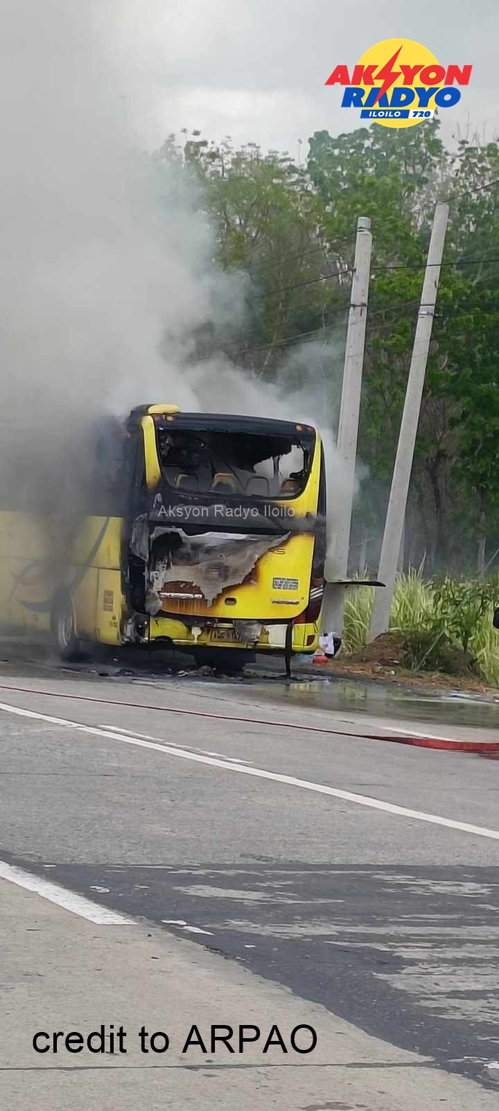 Ceres bus nasunog sa Anilao; 45 ka pasahero nakaluwas