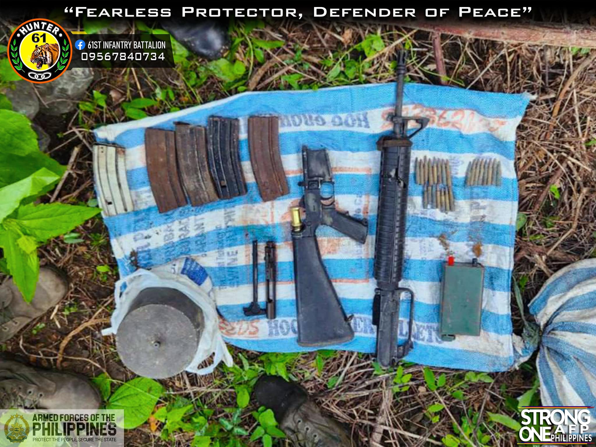 Mga armas kag kagamitan sang ginapatihan miyembro sang NPA na-recover sa San Joaquin