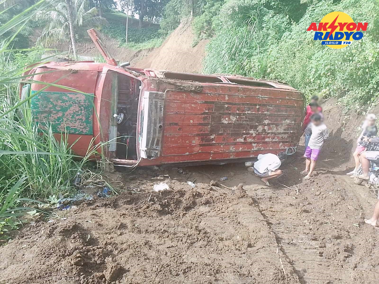 2 ka menor-de-edad patay sang na-aksidente ang depasahero nga jeep sa Cagay, Leon