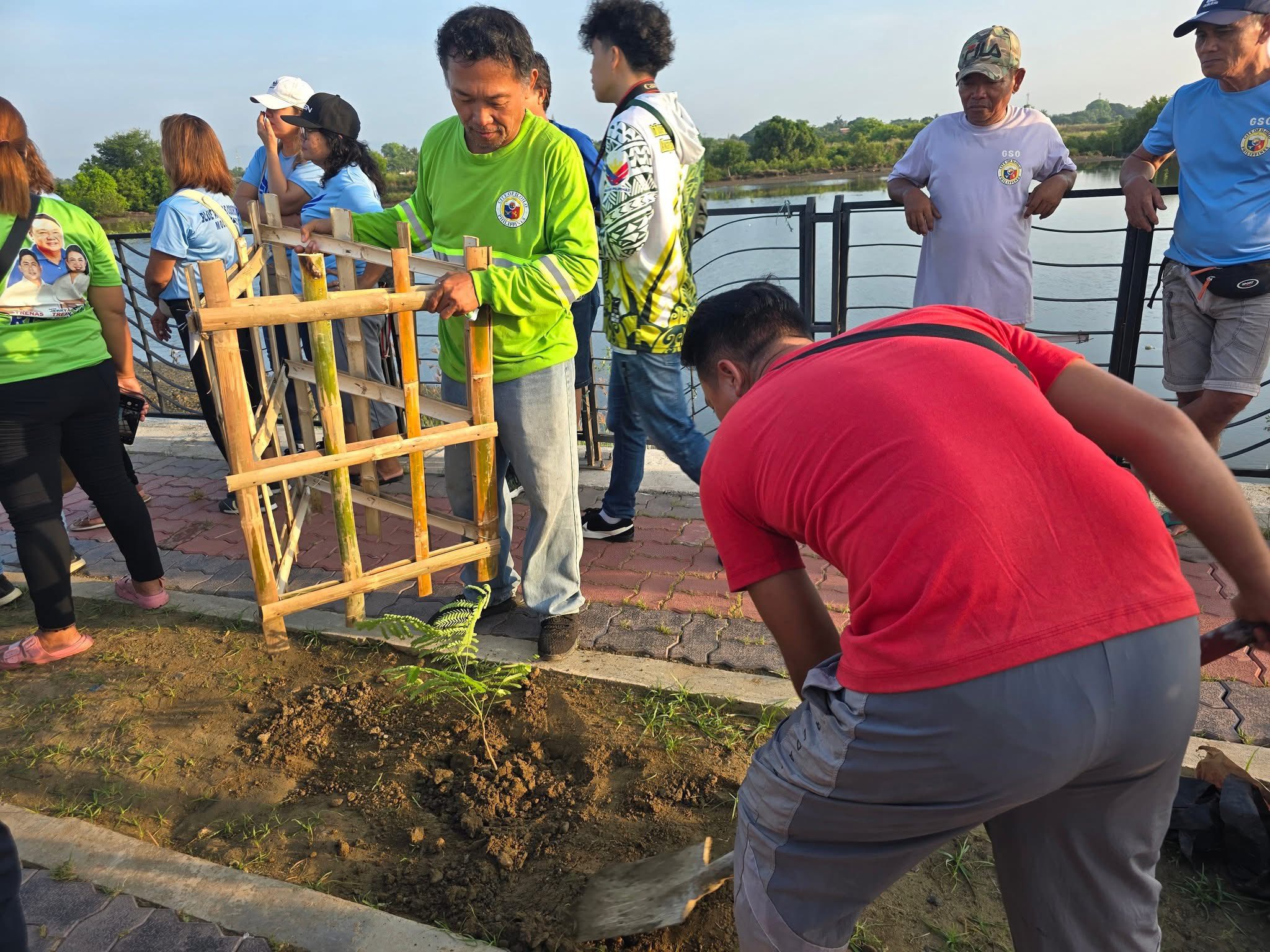 Tree planting activity sang Iloilo City Gov’t nakatanum sang 600 ka seedlings