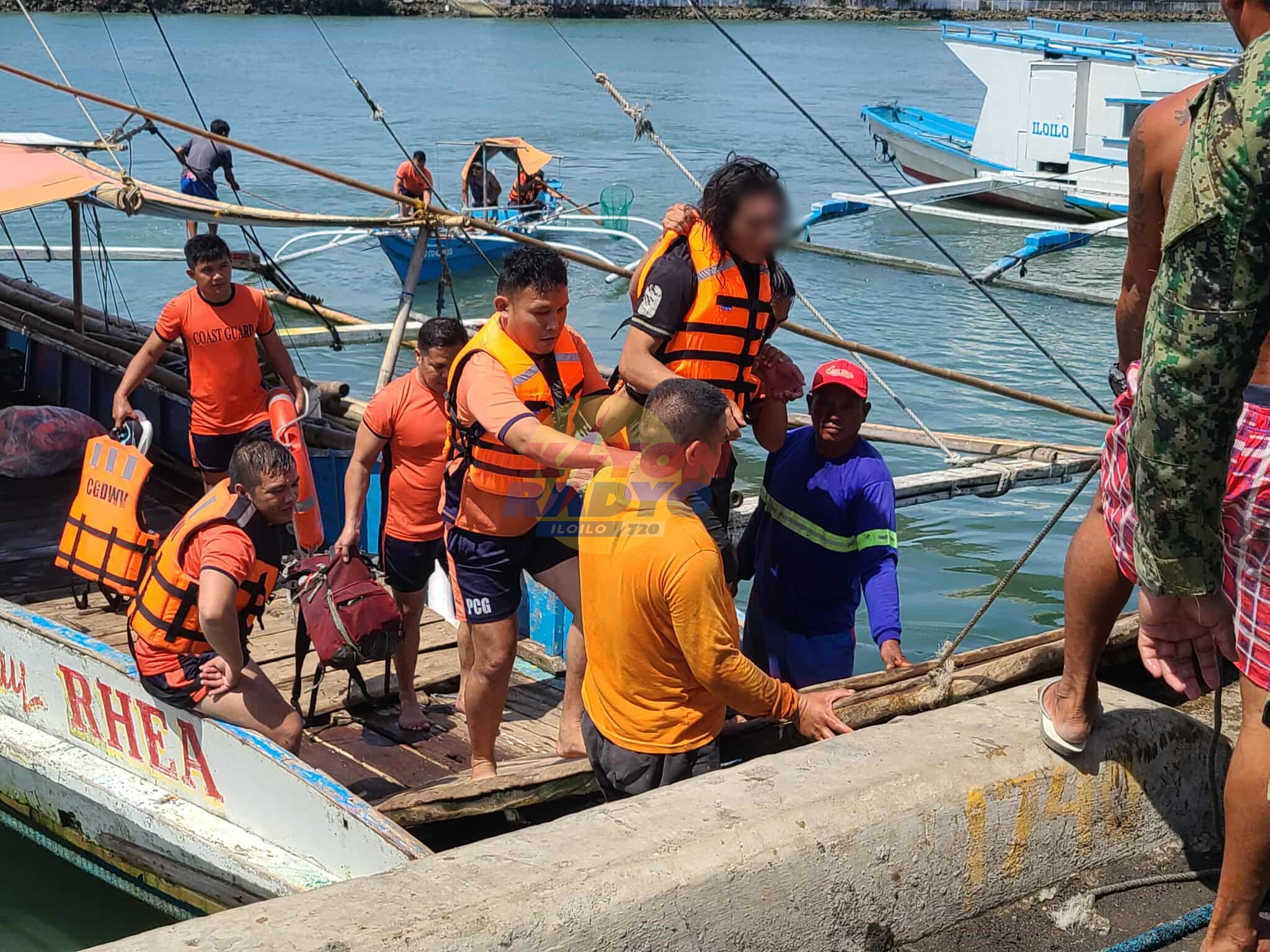 Lalaki nga naglumpat sa Fort San Pedro kag naglangoy pa-Guimaras na-rescue sang coast guard