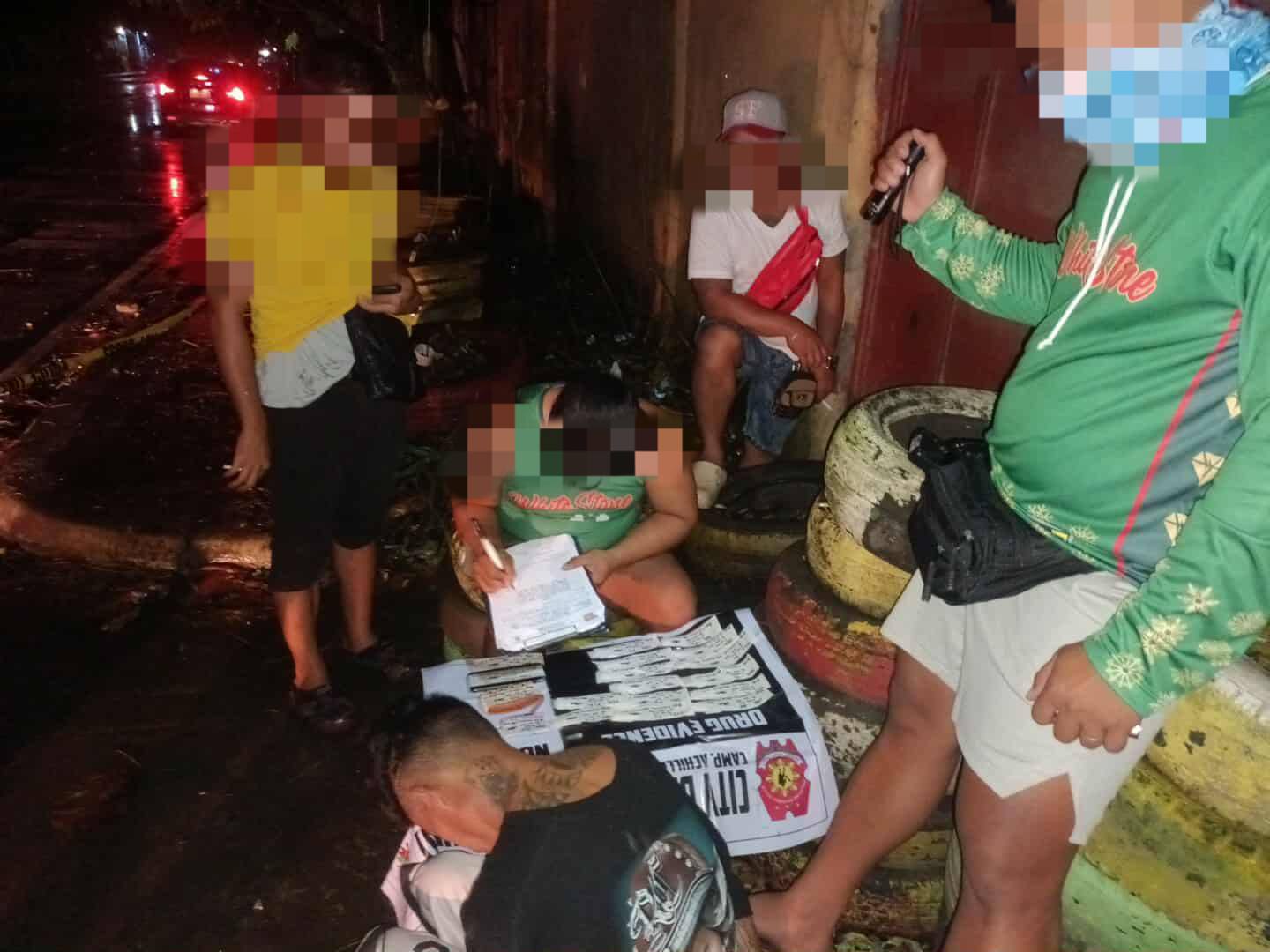 Anay preso dakup sa drug buy bust sa Calajunan, Mandurriao; Pulis pilason sang nakadanlog samtang nagalagas sa subject
