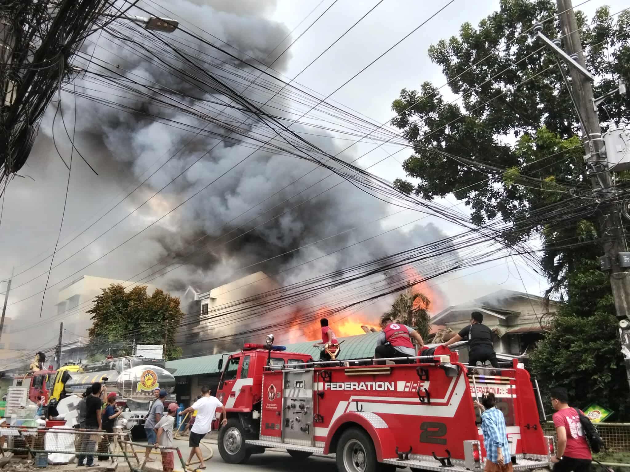 Sunog nagluntad sa Brgy. Our Lady of Lourdes, Jaro