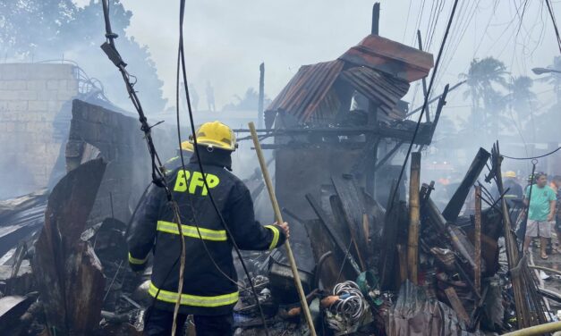 Sunog nagluntad sa Poblacion South, Oton