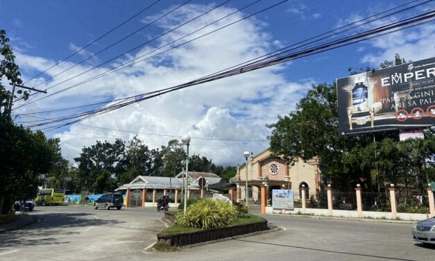 Simbahan kag plaza sa Zarraga ginpuhag sang bomb threat