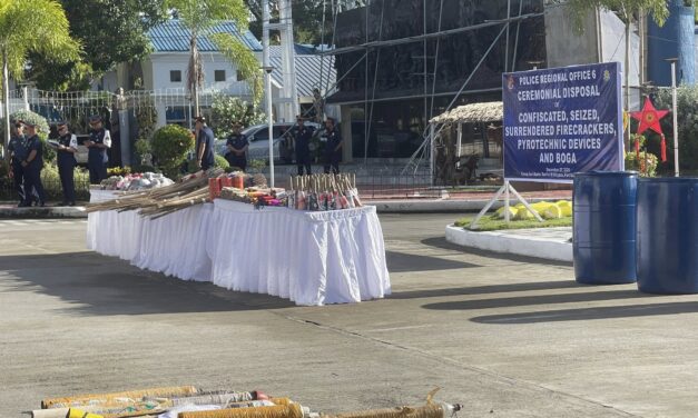 7,336 ka illegal firecrackers kag pyrotechnic devices nga nakumpiskar sa Western Visayas ginpang-dispose