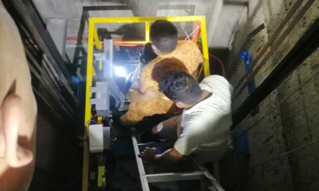 7 ka empleyado sang DILG office sa Santa Barbara na-rescue sang na-trap sa elevator