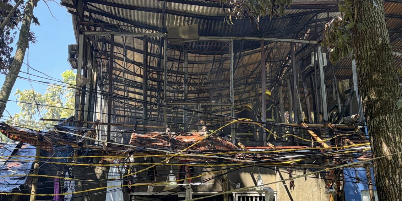 2 ka balay nasunog sa Zone 3 Baldoza, La Paz