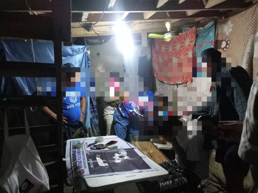 “Downline” sang drug personality nakuhaan sang P1 million nga balor sang suspected shabu sa Brgy. Calaparan, Arevalo