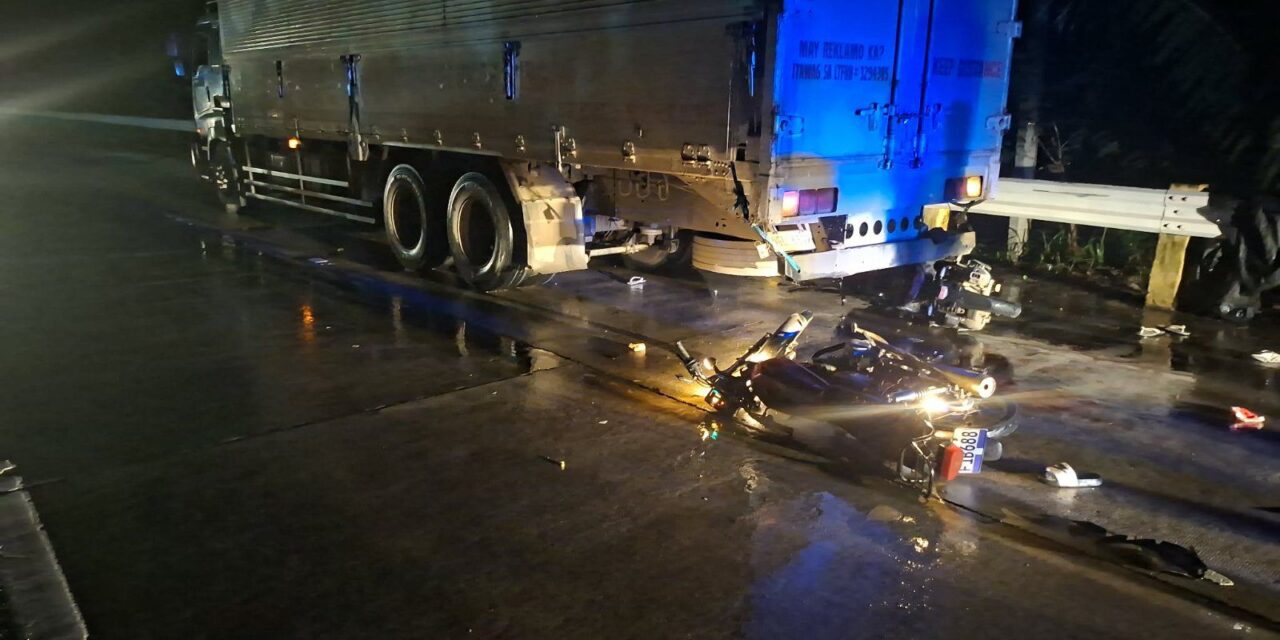 1 patay, 1 pilason sang nakabunggo ang motorsiklo sa naka-park nga van sa kilid sang dalan sa Pototan