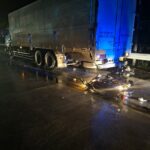 1 patay, 1 pilason sang nakabunggo ang motorsiklo sa naka-park nga van sa kilid sang dalan sa Pototan