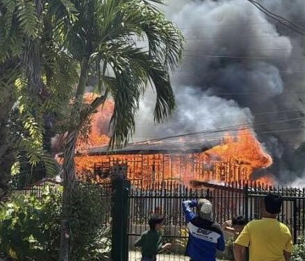 Balay sa Barotac Nuevo nasunog
