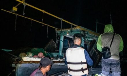2 ka fishing boats nga illegal nagapangisda sa baybayon sakop sang Concepcion ,Iloilo arestado sang Iloilo Provincial Bantay Dagat Task Force